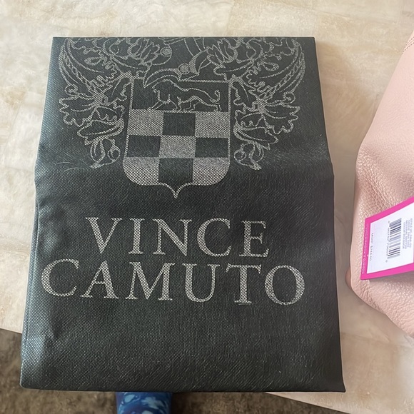 NWT Vince Camuto tote - Picture 11 of 11